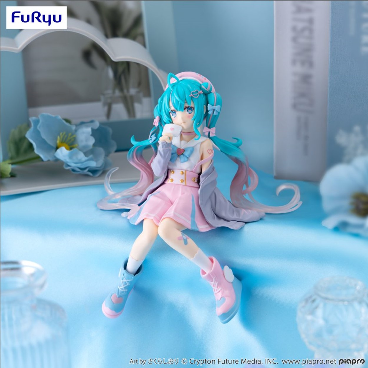 Hatsune Miku Noodle Stopper Figure -Love Sailor Grey Color ver.-