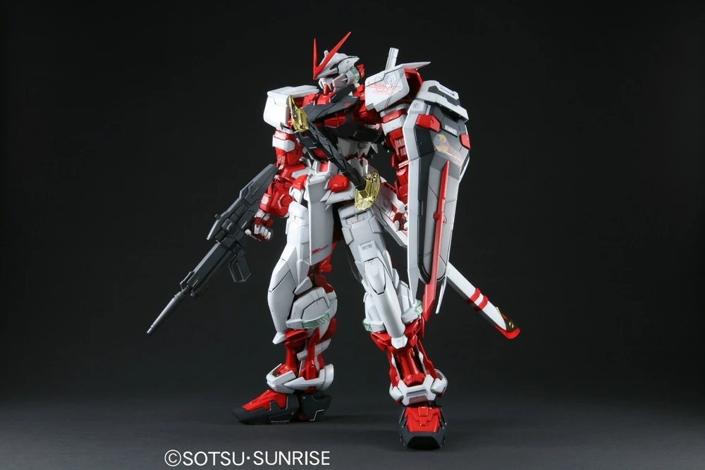 PG 1/60 GUNDAM ASTRAY RED FRAME