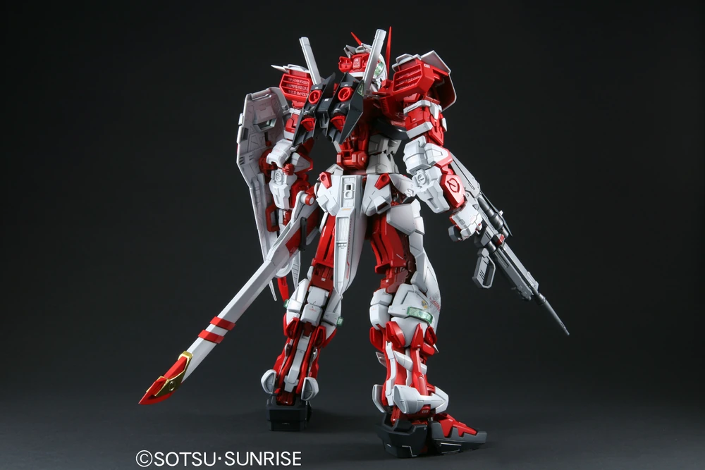 PG 1/60 GUNDAM ASTRAY RED FRAME