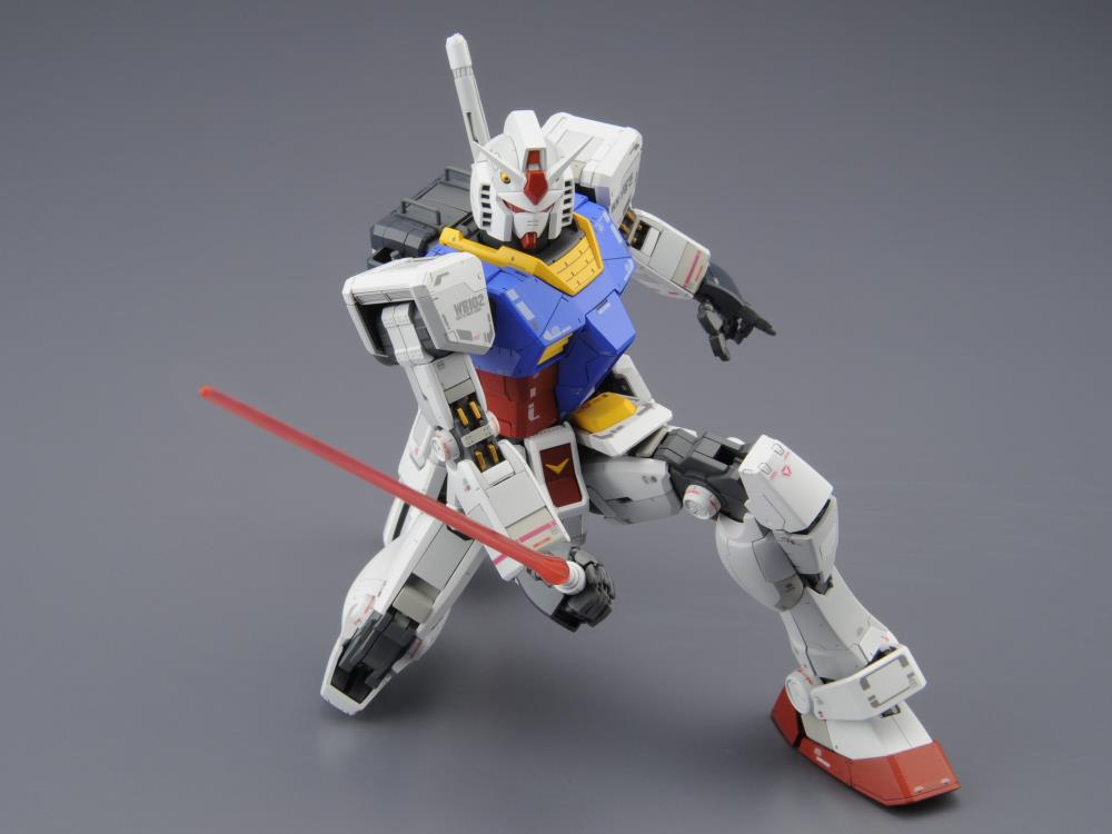 MG 1/100 RX-78-2 GUNDAM 3.0